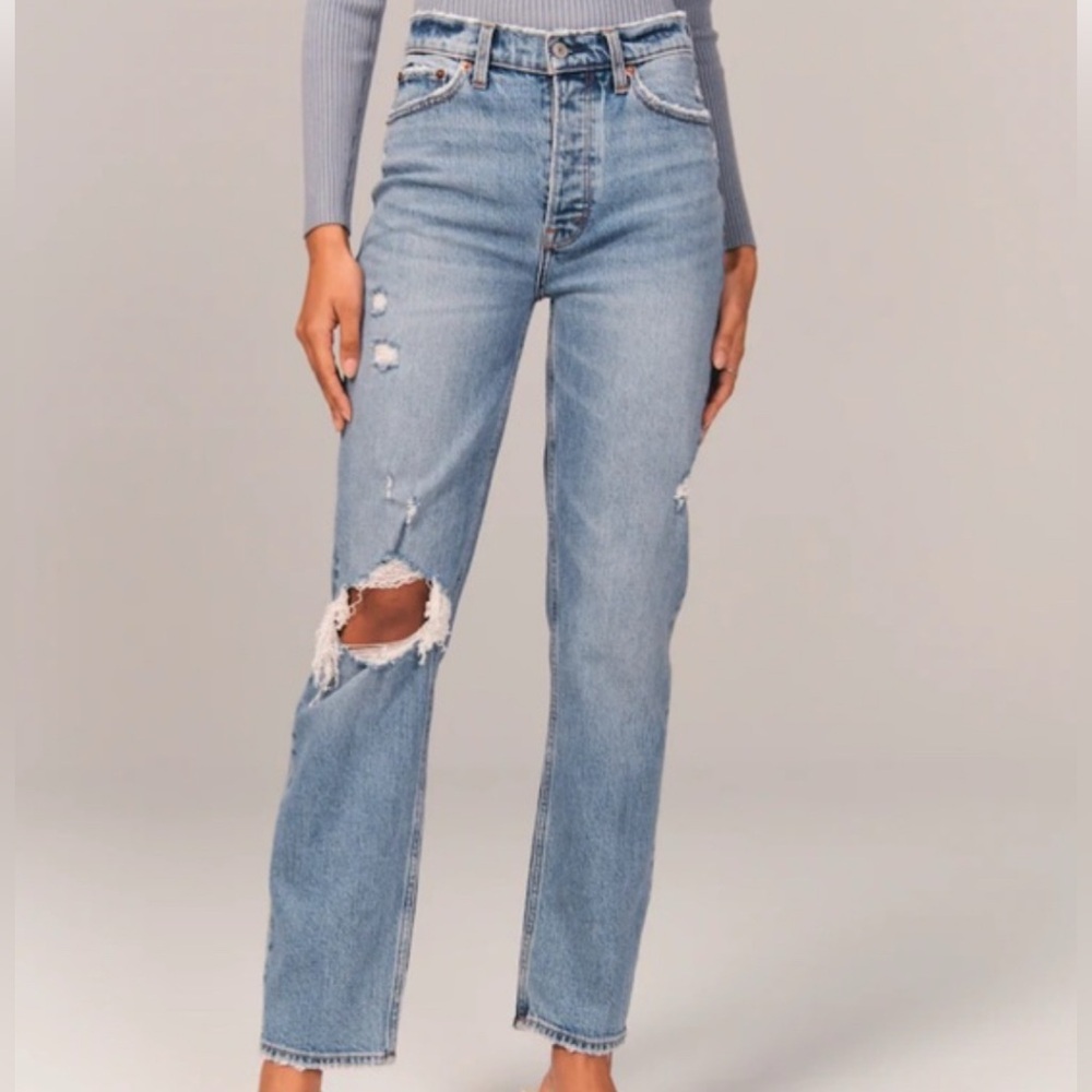 NWOT // Abercrombie - Dad High Rise Jean